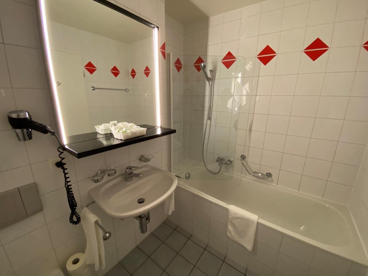 Studios Astra Hotel Vevey Exterior foto