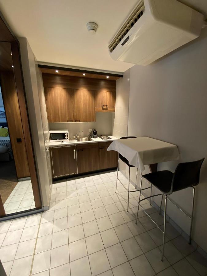 Studios Astra Hotel Vevey Exterior foto